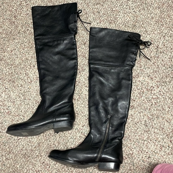 B makowsky thigh high corset lace behind knee - Picture 5 of 8